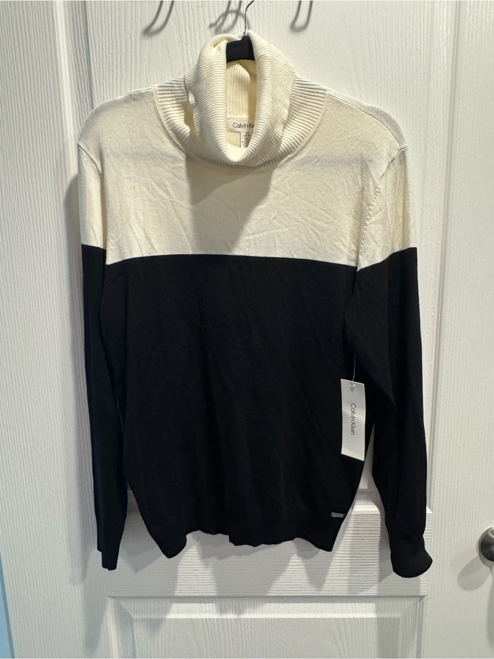 NWT Calvin Klein Colorblock Cowl Neck Sweater - Black Ivory - Size XL
